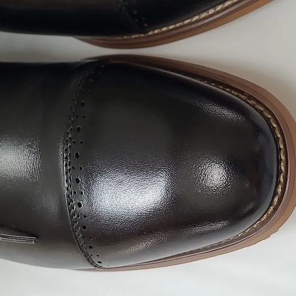NWOB Stacy Adams cap toe shoes