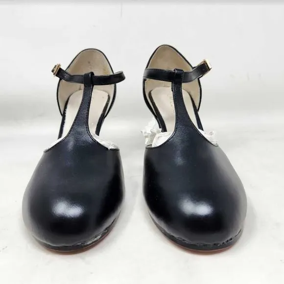 NWOB women's 9W Capezio Chorus t-strap black dance character shoes 9 Wide
