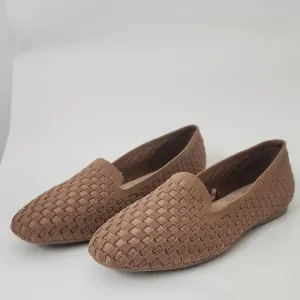 NWOT Seychelles Tan Woven Wide Memory form Flats Size 10