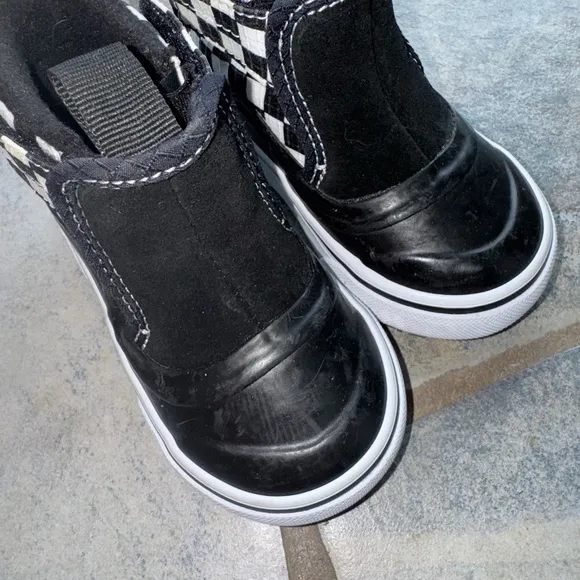 NWOT Vans Toddler 4.5 Slip-On High Terrain V MTE Sneaker Shoe