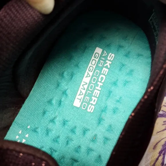NWOT Women's Skechers purple shoes size 10.5