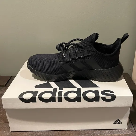 NWT Adidas Kaptir 3.0 Wide Shoes