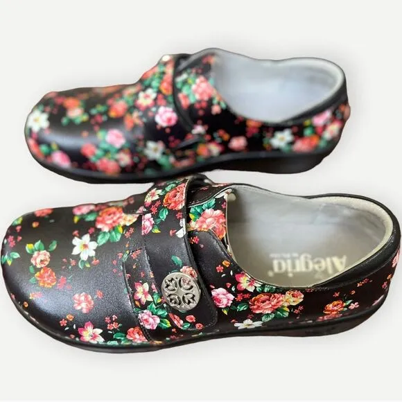 NWT Alegria Joleen Floral Blossom Clog Shoes. Size 39. Wide Insoles.