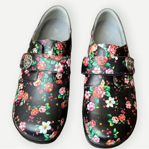 NWT Alegria Joleen Floral Blossom Clog Shoes. Size 39. Wide Insoles.