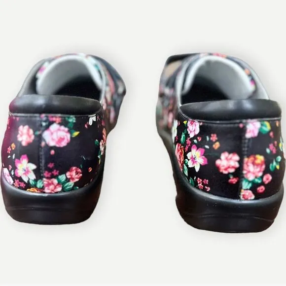 NWT Alegria Joleen Floral Blossom Clog Shoes. Size 39. Wide Insoles.