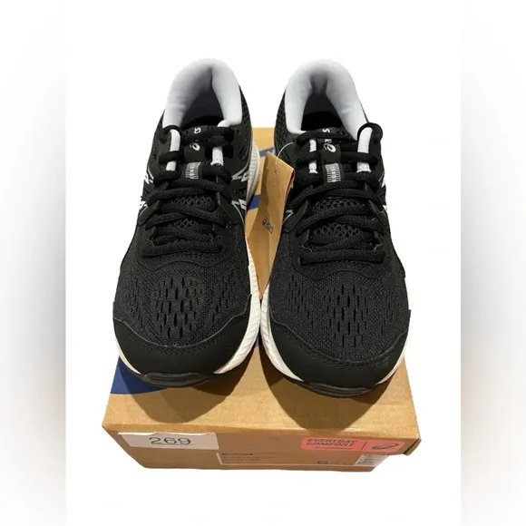 NWT ASICS Women’s Gel-Contend 7 Black/Purple Running Shoes in size 6