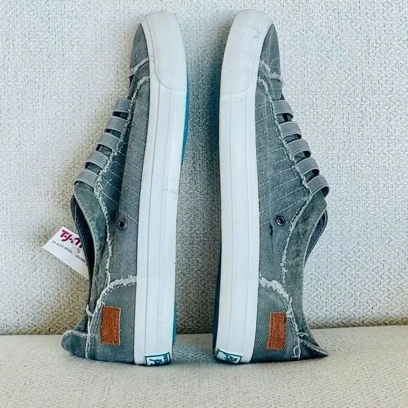 NWT Blowfish Malibu Mars 7.5 Distressed Grey No shoelaces Memory foam Sneakers