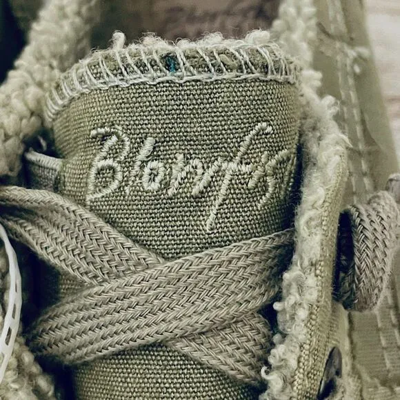 NWT Gorgeous Blowfish Malibu 7.5 Olive Green Sherpa Lined Memory foam Sneakers