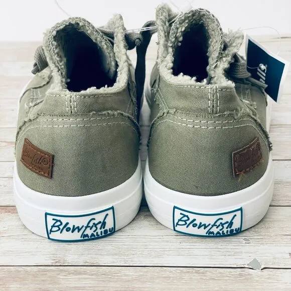 NWT Gorgeous Blowfish Malibu 7.5 Olive Green Sherpa Lined Memory foam Sneakers