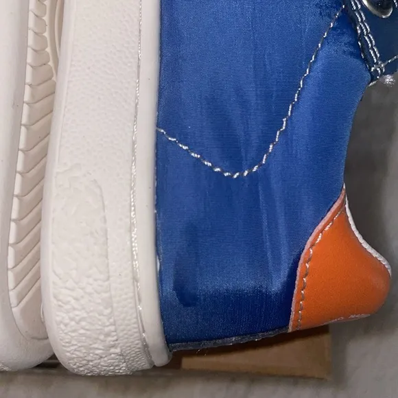 NWT NATURINO PINN Sneaker in Azure-White-Orange