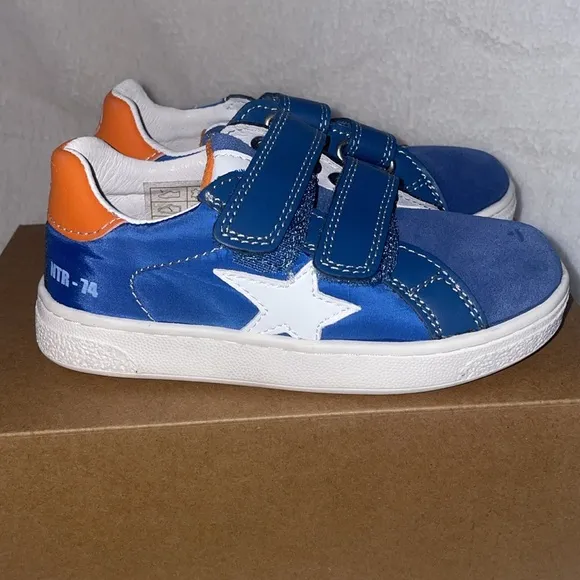 NWT NATURINO PINN Sneaker in Azure-White-Orange