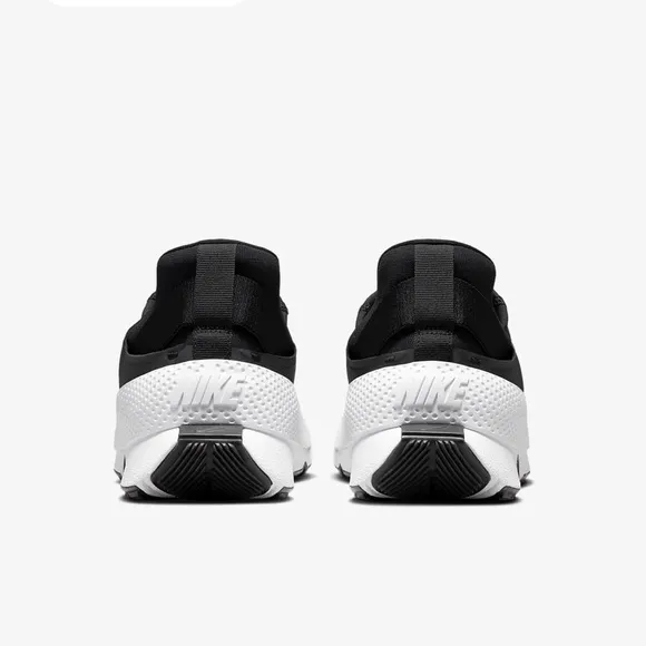 NWT NIKE Go FlyEase Easy On/Off Shoes Black Sz 6