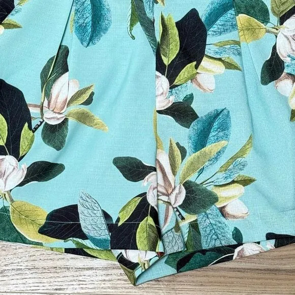 NWT PatBO Magnolia Floral Belted Shorts Size US size 6