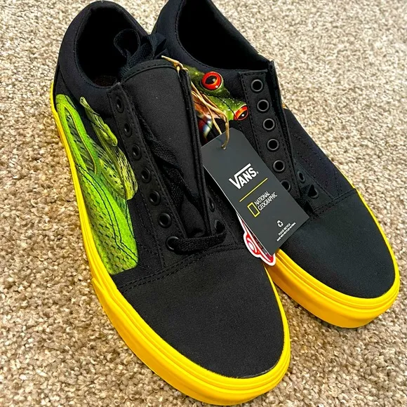 NWT VANS Limited National Geographic Old Skool Collab NEW M-8.5/W-10