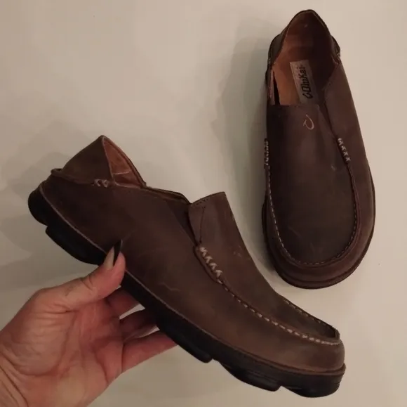 OluKai Moloa Hula men's brown leathre slip-on loafers