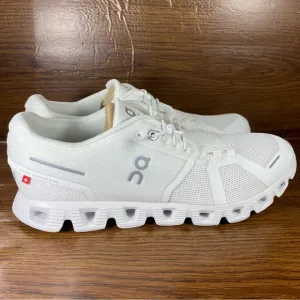 On Cloud Cloud 5 women’s shoe size 10.5