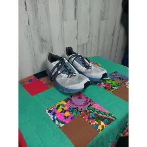 On Cloud Cloudstratus Men's Running Shoes Size 11