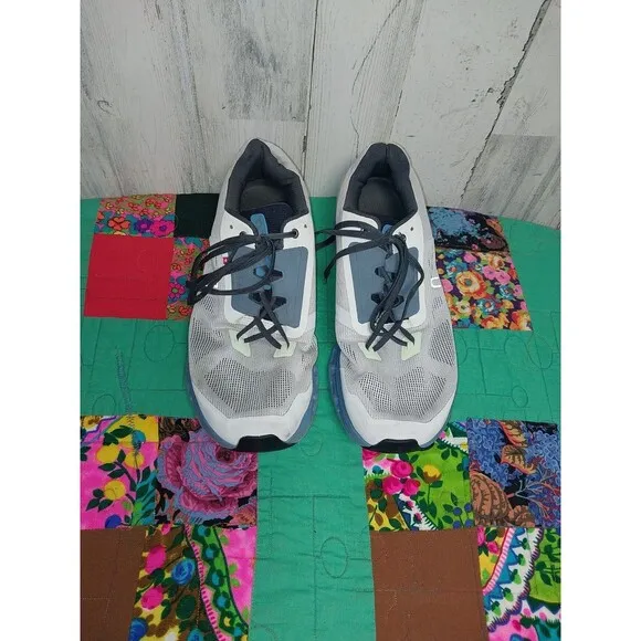On Cloud Cloudstratus Men's Running Shoes Size 11