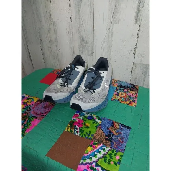 On Cloud Cloudstratus Men's Running Shoes Size 11