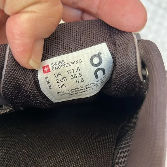 On Cloud Cloudswift Running Shoes Women 7.5