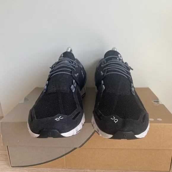 On Cloud Running Shoes Black/White - W 10