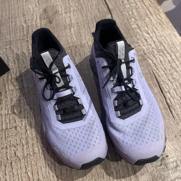 On Cloud Ultra Shoes in Lavender.
