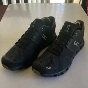 On Cloud X Running Men's Black Athletic Shoes Size 11.5”