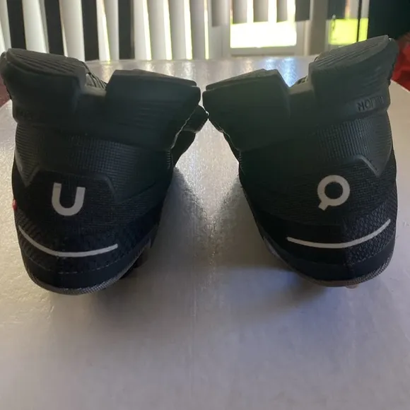 On Cloud X Running Men's Black Athletic Shoes Size 11.5”