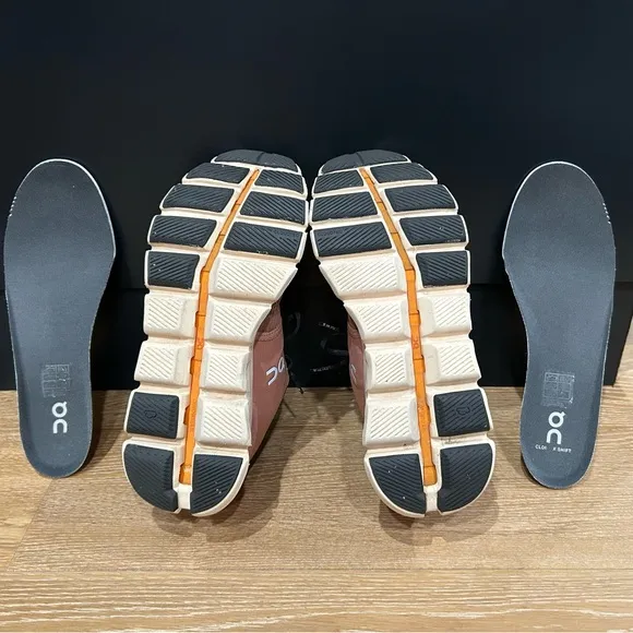 On Cloud X Shift women’s size 9