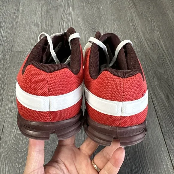 ON Cloudflow Running Shoes Sneakers Womens Size 10 US White Red