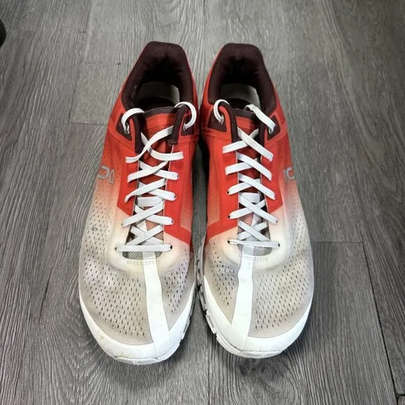 ON Cloudflow Running Shoes Sneakers Womens Size 10 US White Red