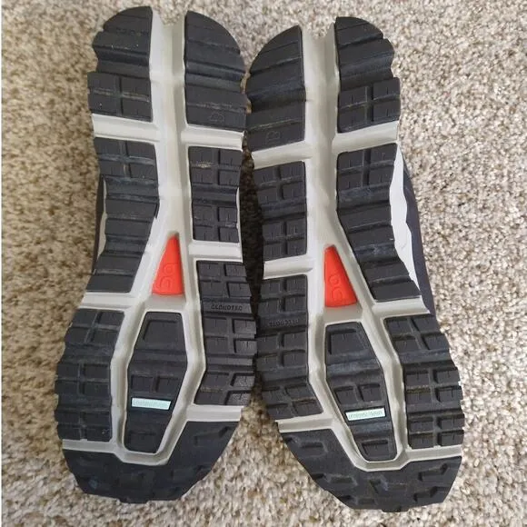On Cloudhero Waterproof Youth 6.5 Shoes Magnet Fog Trail Runner