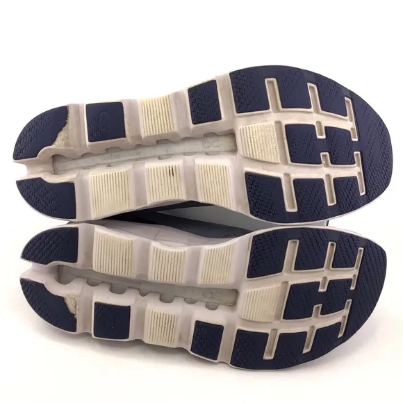 On Cloudstratus Road Running Shoes 9.5