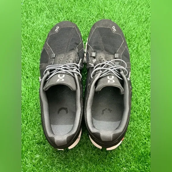 ON CLOUDTEC Men’s shoes Size 8