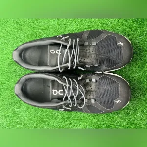 ON CLOUDTEC Men’s shoes Size 8