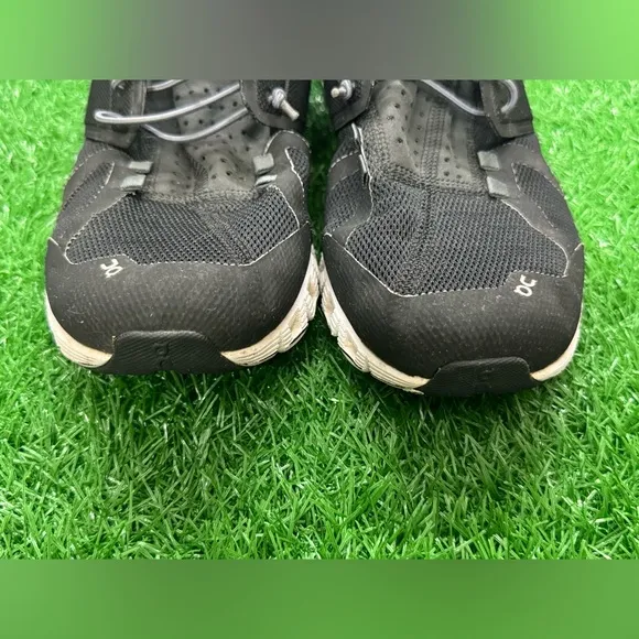 ON CLOUDTEC Men’s shoes Size 8