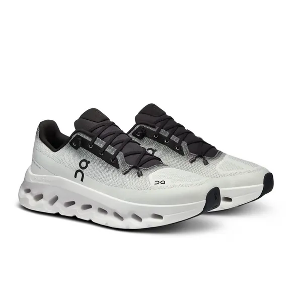 On Cloudtilt Men’s Running Shoes