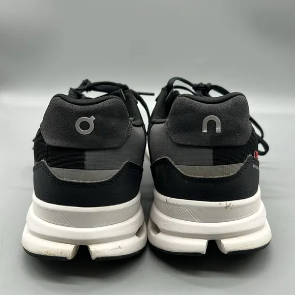 ON men's cloudrift sneaker in black/white sz| 12