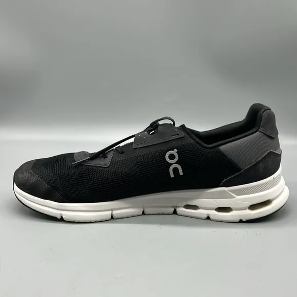 ON men's cloudrift sneaker in black/white sz| 12