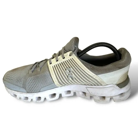 On Running Cloud Helion Womens Size 9 Gray White Running Shoes Cloudtec Swiss