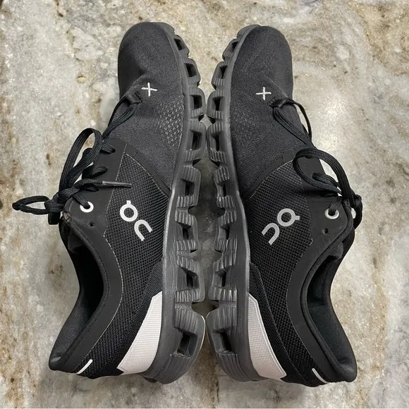 On Running Cloud X 3 Women’s 10 in Black