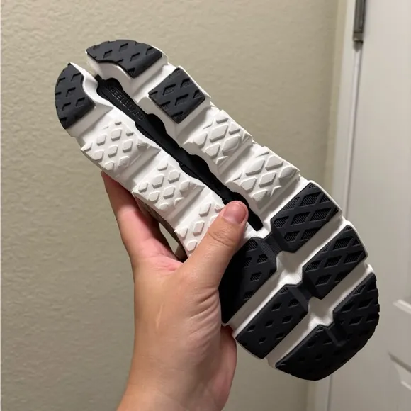 ON Running Gray Athletic Shoes