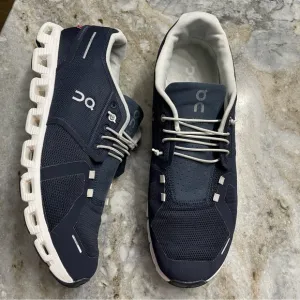 On Running On Cloud 5 Shoes Men’s 13