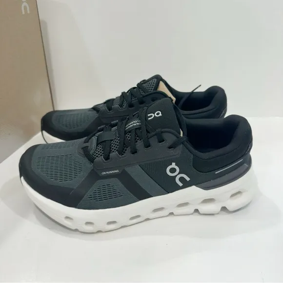 On Running Wide Cloudrunner 2 Women’s Shoes