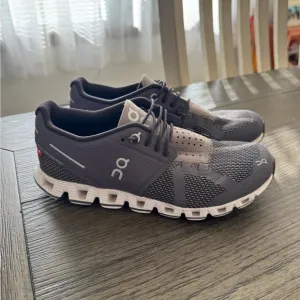 On Running women’s purple athletic/sneakers shoes