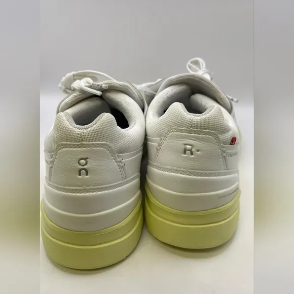 On Running Women's The Roger Clubhouse Trainers Sneaker Shoes, Size 10