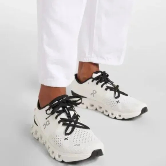 On Women's Cloud X 4 Shoes Best Comfy New Hot Trend