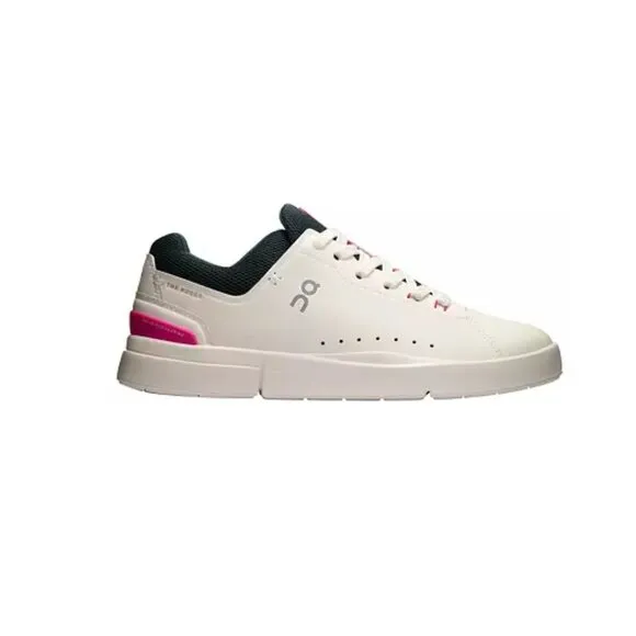On Women's THE ROGER Advantage Shoes  Pink/Ivory