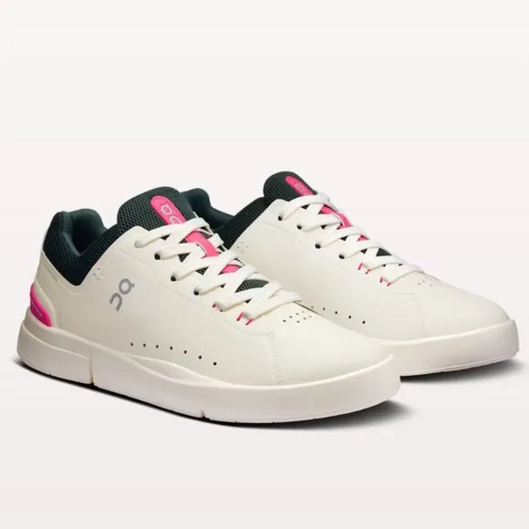 On Women's THE ROGER Advantage Shoes  Pink/Ivory