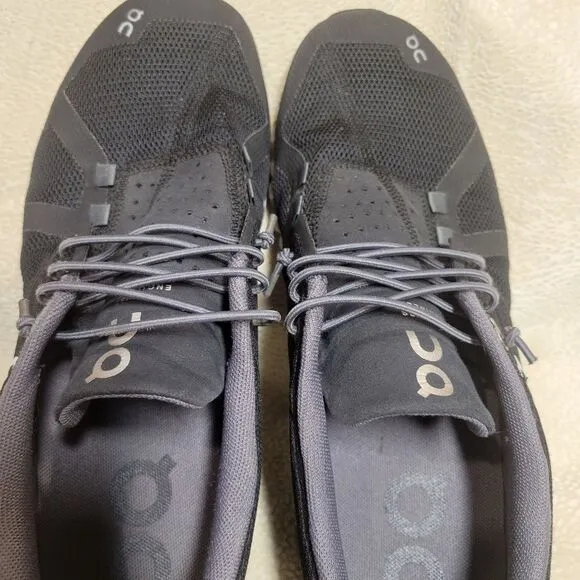 ON Cloud Running shoes, womens size 9.5